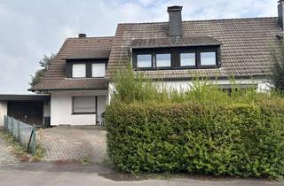 Haus kaufen in 42799 Leichlingen, Zweifamilienhaus mit Garage in Leichlingen