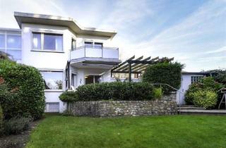 Haus kaufen in 23843 Bad Oldesloe, Zeitloses Design – Praktisches Reihenendhaus