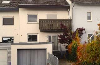 Haus kaufen in 76709 Kronau, Renovierungsbedürftiges Reihenmittelhaus in Kronau zu verkaufen.