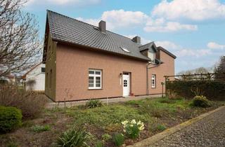 Einfamilienhaus kaufen in 18465 Tribsees, Einfamilienhaus zur Nutzung für 2 Familien mit ca. 4.500 m² Grundstück: Perfekt für Pferde