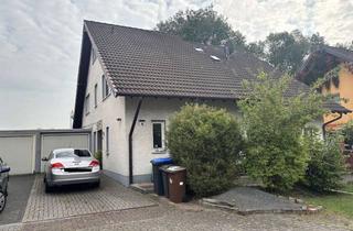 Doppelhaushälfte kaufen in 51469 Bergisch Gladbach, Charmante Doppelhaushälfte mit Garage in ruhiger Ortsrandlage von Bergisch Gladbach-Paffrath