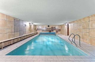 Haus kaufen in 14050 Charlottenburg, HERRSCHAFTLICHES STADTHAUS MIT INDOOR-POOL - Sonniger 300 qm Ziergarten- in Ruhiglage