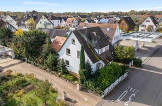 Haus kaufen in 79232 March, 2-Familienhaus mit Baugrundstück & Gartenidylle – Viel Platz für Ihre Ideen!