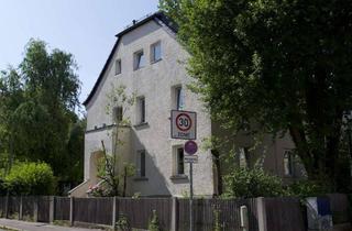 Doppelhaushälfte kaufen in 81369 Sendling-Westpark, Charmante Doppelhaushälfte MFH mit Garten in Sendling