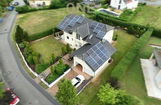 Einfamilienhaus kaufen in 94330 Salching, Hochwertiges Einfamilienhaus mit Doppelgarage, idyllischem Garten und Photovoltaik