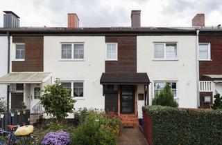 Haus kaufen in 85055 Ingolstadt, Charmantes Reihenmittelhaus in Ingolstadt-Nord mit viel Gestaltungsspielraum!