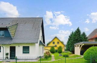 Doppelhaushälfte kaufen in 17039 Blankenhof, Wohnen am Schloss in Chemnitz nahe Neubrandenburg in einer idyllisch gelegenen Doppelhaushälfte