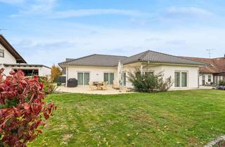 Haus kaufen in 78224 Singen, Top Lage! Gehobener Bungalow in Singen Ortsteil Hausen an der Aach!