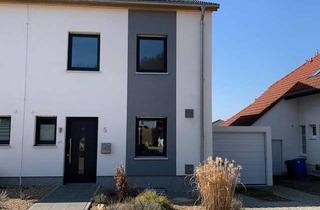 Doppelhaushälfte kaufen in 65719 Hofheim am Taunus, "KFW50"Exklusive Architekten *Doppelhaushälfte* mit hochwertiger Ausstattung