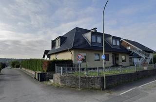 Haus kaufen in Am Mühlenfeld 11, 51491 Overath, Großzügiges Zweifamilienhaus in ruhiger Lage von Overath