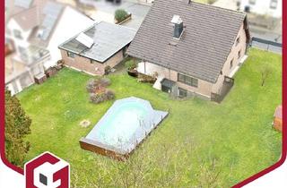 Haus mieten in 53919 Weilerswist, Modernisierter Familientraum mit Einbauküche, riesigem Garten, Pool, offenem Kamin und 2 Garagen