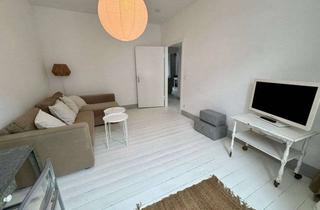 Immobilie mieten in Christian-Gau-Straße 15, 50933 Braunsfeld, Schöne Zwei-Zimmer-Altbauwohnung im Kölner Westen mit wöchentlichem Service