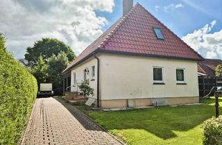 Einfamilienhaus kaufen in 26969 Butjadingen, Großes, Saniertes Einfamilienhaus mit Garage in Butjadingen-Stollhamm