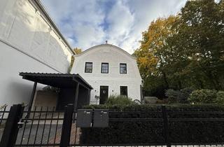 Wohnung kaufen in 27283 Verden, Verden, mittendrin: Schnuckelige und sanierte Eigentumswohnung mit Blick auf Domplatz und Dom