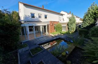 Wohnung kaufen in 70771 Leinfelden-Echterdingen, Leinfelden-Echterdingen - Großzügige EG-Wohnung mit Garten und Ausbaupotenzial