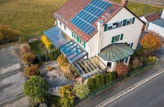 Doppelhaushälfte kaufen in 95643 Tirschenreuth, Tirschenreuth - Große Doppelhaushälfte mit Wintergarten, Garage und PV Anlage