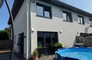 Haus kaufen in 24576 Bad Bramstedt, Bad Bramstedt - 4,5 Zimmer DHH in beliebter Wohnlage für junge Familie