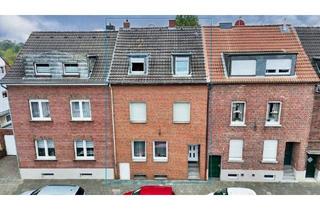 Haus kaufen in 41066 Mönchengladbach, Mönchengladbach - Charmantes 3-Familienhaus mit Garten und solider Mieteinnahme - vielseitig nutzbar
