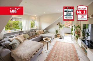 Wohnung kaufen in 59846 Sundern, Helle und gemütliche Dachgeschoß-Wohnung mit Balkon und Garage