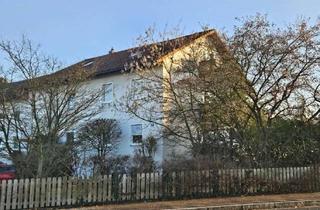 Wohnung kaufen in 92637 Rehbühl, Renovierte 2-Zimmer Wohnung mit Balkon in Weiden-Rehbühl