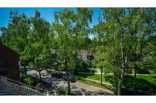 Wohnung kaufen in 22529 Lokstedt, Gemütliche Dachgeschosswohnung in Top-Lage: 3 Zimmer im schönen Lokstedt