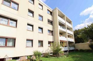 Wohnung kaufen in 85757 Karlsfeld, Charmante 3-Zi.-Wohnung mit Balkon und Einzelgarage in Karlsfeld