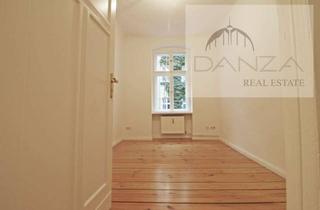 Wohnung kaufen in Prenzlauer Berg, 10409 Prenzlauer Berg, Bezugsfrei und mit Sonnenbalkon - Modernisierte Altbauwohnung