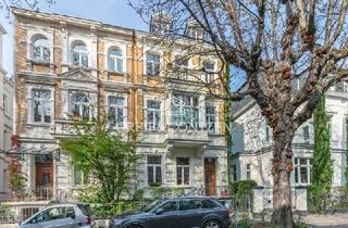 Wohnung kaufen in 53115 Bonn, Helle Altbauwohnung mit historischem Flair in bester Lage Bonns