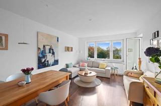 Wohnung kaufen in 22609 Groß Flottbek, Modernisierte 3-Zimmer-Wohnung mit Südbalkon und Weitblick – Toplage am Elbe Einkaufszentrum!