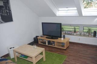 Wohnung mieten in Louise-Schröder-Straße, 26131 Eversten, Helle 1,5 Zimmer-DG-Wohnung mit EBK + Stellplatz - optimale Lage (Polizeiakademie und Universität)