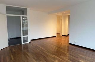 Wohnung mieten in 57074 Siegen, Stilvolle 2,5 Zimmer Wohnung mit Balkon und Stellplatz in Stadtnähe