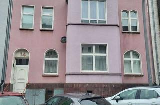 Wohnung mieten in 45138 Südostviertel, Große Wohnung zentral in Essen!! Mit Balkon!