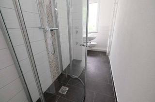 Wohnung mieten in Max-Roscher-Straße 24, 09599 Freiberg, So einfach kann Wohnen sein...EG-Wohnung mit bodengleicher Dusche im Grünen!!!