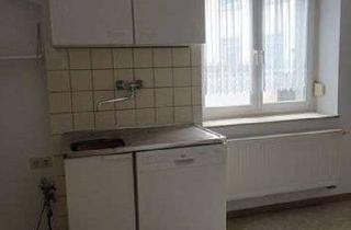 Wohnung mieten in 69469 Weinheim, ATTRAKTIVE 2 ZKB-EG-WHG. MIT GROSSER WOHNKÜCHE, AN BERUFSTÄTIGES PAAR, WG-GEEIGNET