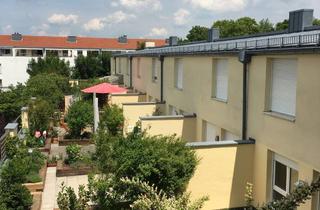 Wohnung mieten in Schertlinstraße 13b, 86159 Antonsviertel, Sonnige 3 Zimmer Maisonette-Wohnung mit großer Dachterrasse und hochwertiger EBK