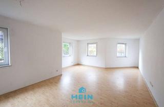 Wohnung mieten in Schlemaer Straße 59, 08280 Aue, Freundliche 2-Raumwohnung mit Fußbodenheizung / Einbauküche und PKW-Stellplatz