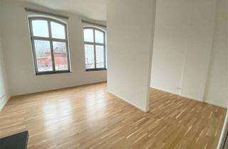 Wohnung mieten in Adolf-Heyden-Strasse, 12555 Köpenick, Süd-Ausrichtung mit sehr hohe Decken und hell - mit EBK direkt an der Spree!!