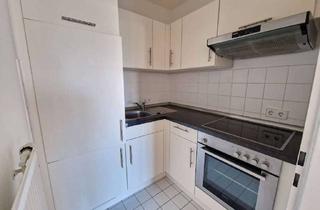 Wohnung mieten in Berliner Straße, 04105 Zentrum-Nord, *Ab 15.12.2025 - renovierte 2-Zimmer-Wohnung - Balkon - Einbauküche -Aufzug - in der Leipziger City*