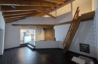 Wohnung mieten in Auf Der Heuper 18 57080, 57080 Siegen, Wunderschöne Wohnung mit einem Traumhaften Aussbilck zu vermieten .