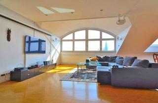 Wohnung mieten in Schillerstraße 43, 89077 Weststadt, Stilvolle 2-Zimmer-Dachgeschosswohnung mit Münsterblick!