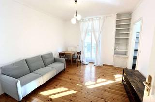 Wohnung mieten in Raumerstraße 16, 10437 Prenzlauer Berg, Helle,voll möblierte 2-Zimmer Altbauwohnung mit sonnigem Balkon und Küche zentral in Prenzlauer Berg