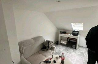 Wohnung mieten in Luruper Hauptstraße 114F, 22547 Lurup, 1-Zimmer Dachgeschosswohnung mit Balkon in Hamburg-Lurup