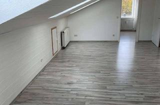 Wohnung mieten in 72661 Grafenberg, Helle 2,5-Zimmer Dachgeschosswohnung in Grafenberg
