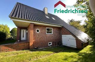 Einfamilienhaus kaufen in 25899 Niebüll, Einfamilienhaus mit Praxisraum - sehr zentral mit großem Garten