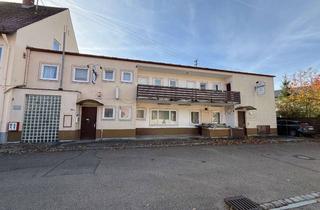 Haus kaufen in 86663 Asbach-Bäumenheim, **Leerstehendes MFH mit Entwicklungspotential**