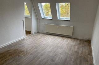 Wohnung mieten in Hußstraße 24, 07545 Gera, Perfekt für die kleine Familie. 3-Raum-Wohnung im Dachgeschoss. Wanne. Innenstadt.