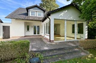 Haus kaufen in 37603 Holzminden, Sonniges Haus mit Charme, großem Garten u. herrlichem Ausblick in bester Lage