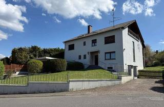 Haus kaufen in 63579 Freigericht, Großes EFH mit Ausbaupotenzial im DG - OT Neuses