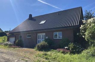 Einfamilienhaus kaufen in 36318 Schwalmtal, Geräumiges Einfamilienhaus Bj. 2000/2001 - Ihr neues Zuhause in Feldrandlage von Schwalmtal-Rainrod
