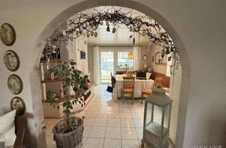 Haus kaufen in 95239 Zell, Top gepflegtes Zweifamilienhaus, wunderschöner Garten, Zell im Fichtelgebirge - sofort bezugsfertig